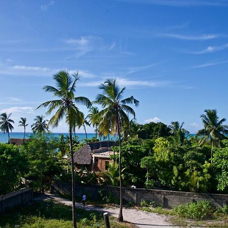 Meck'S Inn Lodge Nungwi Buitenkant foto
