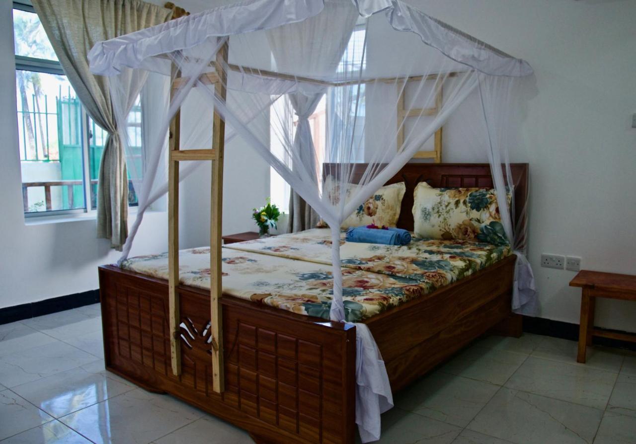 Meck'S Inn Lodge Nungwi Buitenkant foto