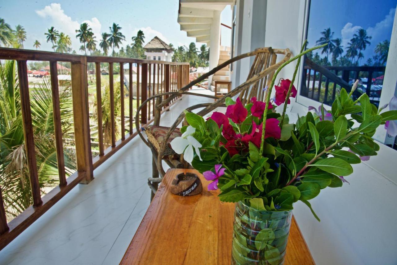 Meck'S Inn Lodge Nungwi Buitenkant foto