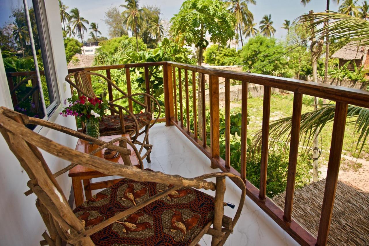 Meck'S Inn Lodge Nungwi Buitenkant foto