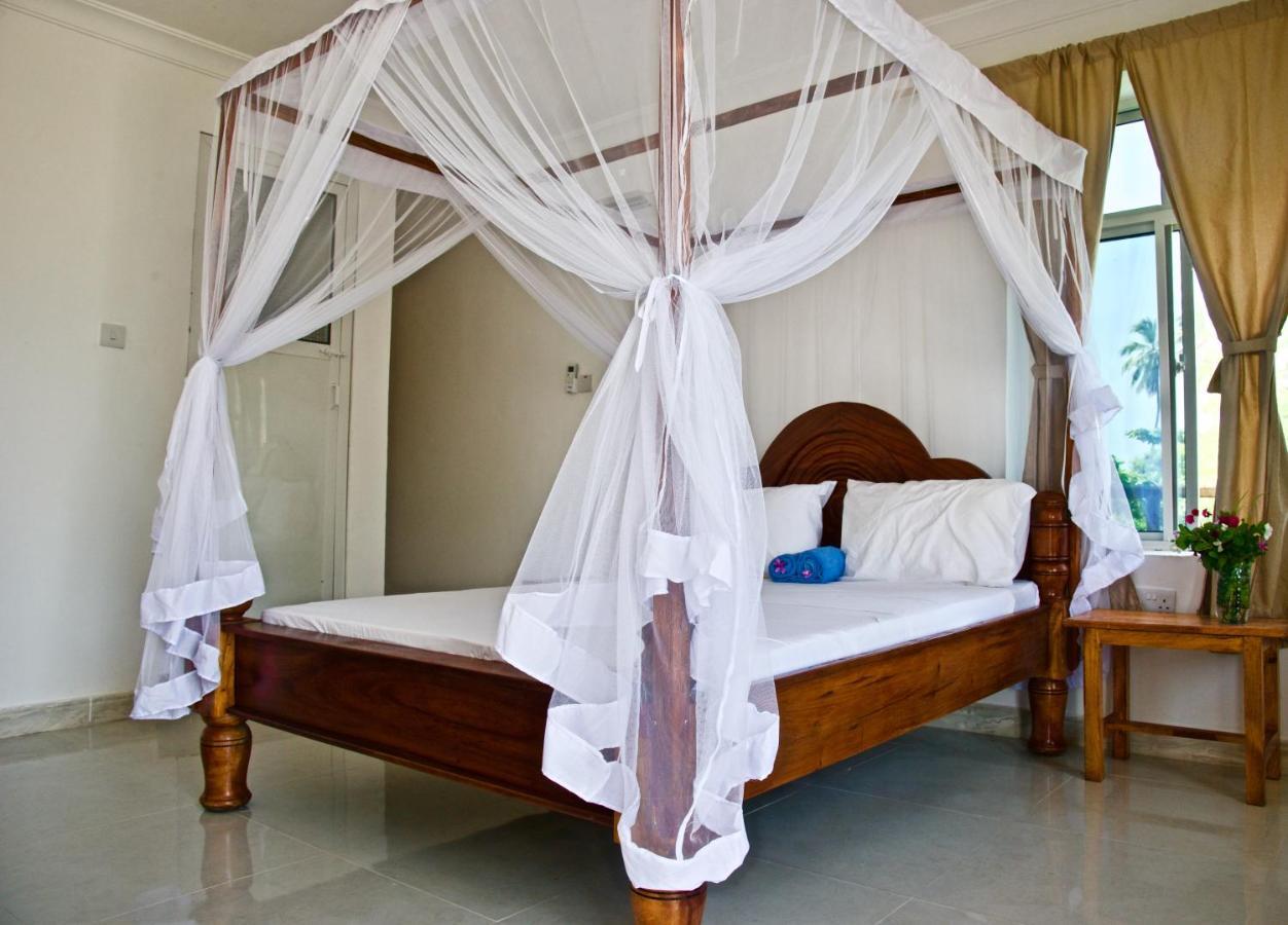 Meck'S Inn Lodge Nungwi Buitenkant foto